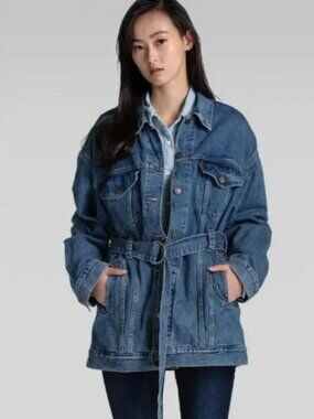 Levi's Vintage Women's Belted Trucker Jacket Size Small Blue